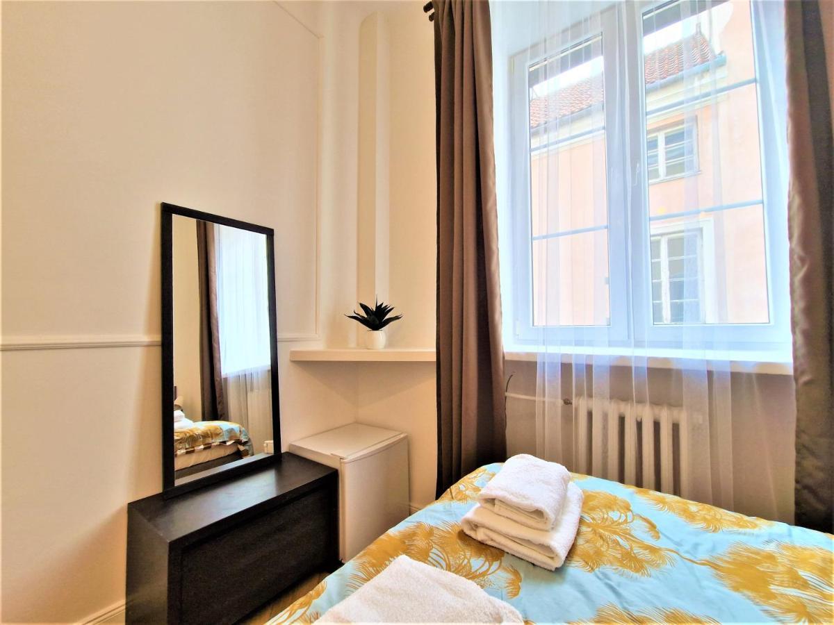 J&W Apartments Swietojanska Rooms Βαρσοβία Εξωτερικό φωτογραφία