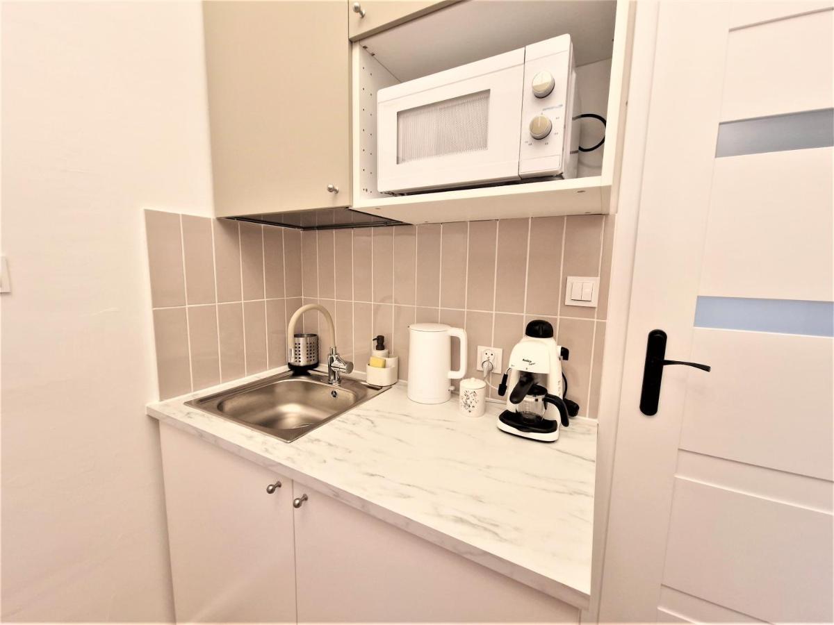 J&W Apartments Swietojanska Rooms Βαρσοβία Εξωτερικό φωτογραφία
