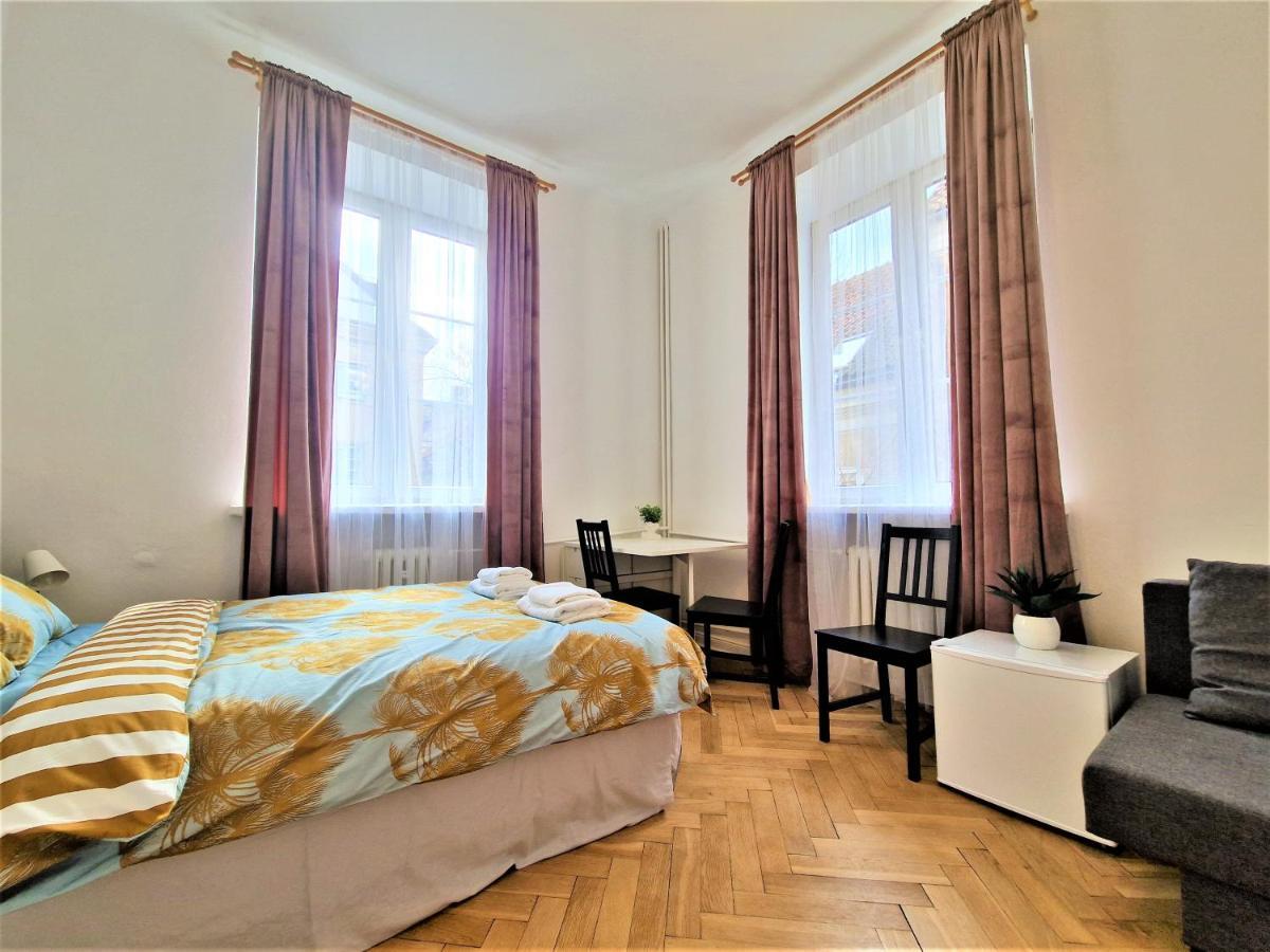 J&W Apartments Swietojanska Rooms Βαρσοβία Εξωτερικό φωτογραφία