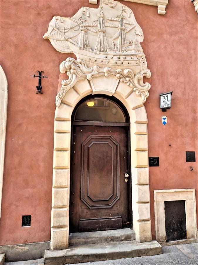 J&W Apartments Swietojanska Rooms Βαρσοβία Εξωτερικό φωτογραφία