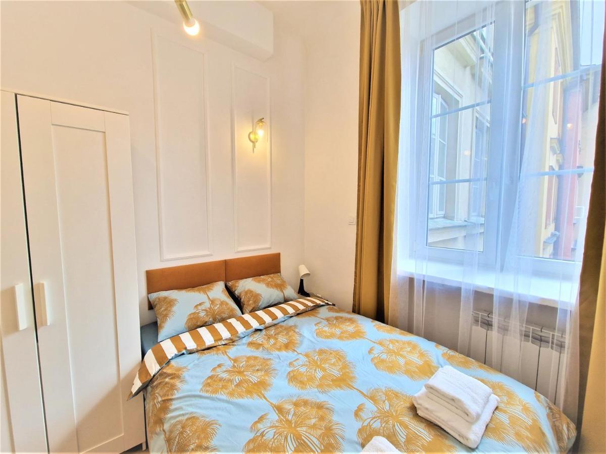 J&W Apartments Swietojanska Rooms Βαρσοβία Εξωτερικό φωτογραφία