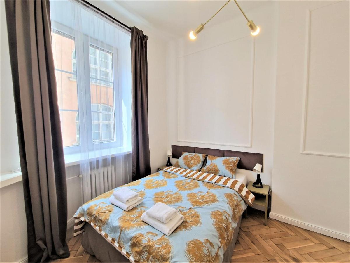 J&W Apartments Swietojanska Rooms Βαρσοβία Εξωτερικό φωτογραφία